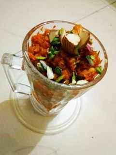 गाजर का हलवा (Gajar ka halwa recipe in Hindi) रेसिपी मुख्य फोटो