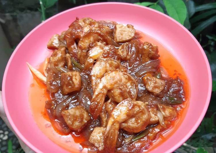 Bagaimana Menyiapkan Udang saus Mentega yang Bikin Ngiler