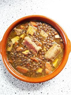 Una foto de Lentejas veganas exprés