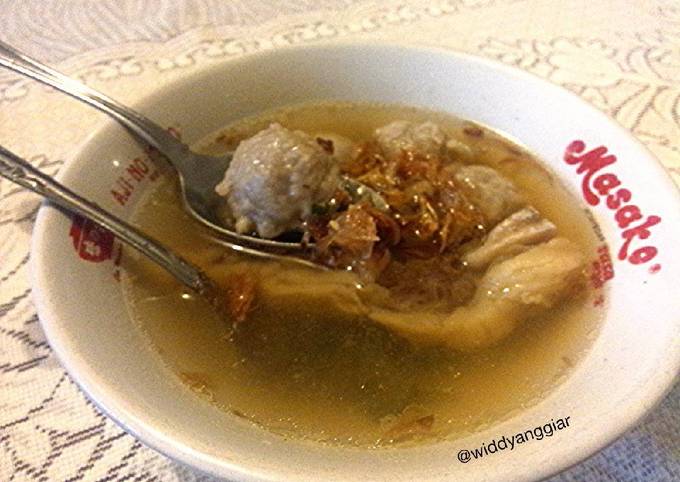 Bakso sapi kuah iga