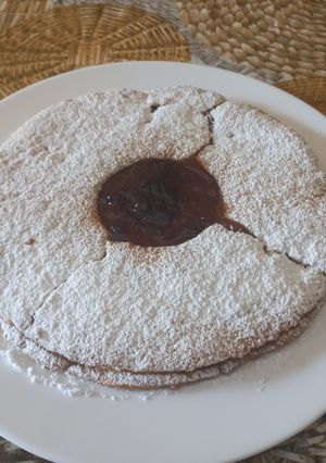 Foto di Crostata occhio di bue con marmellata alle fragole