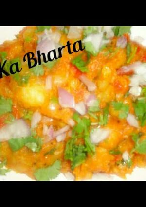A picture of Aloo ka bharta.