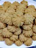 Sugar-Dusted Ka'ak (Egyptian Cookies) 😋