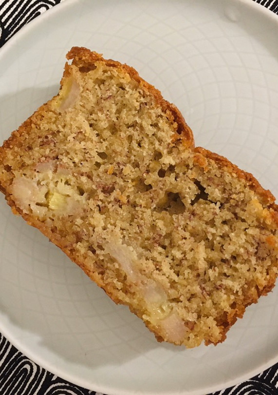 A picture of Simple and easy banana cake 🍌.