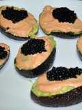 Aguacates rellenos