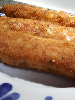 Una foto de Rollitos de york, pavo y queso