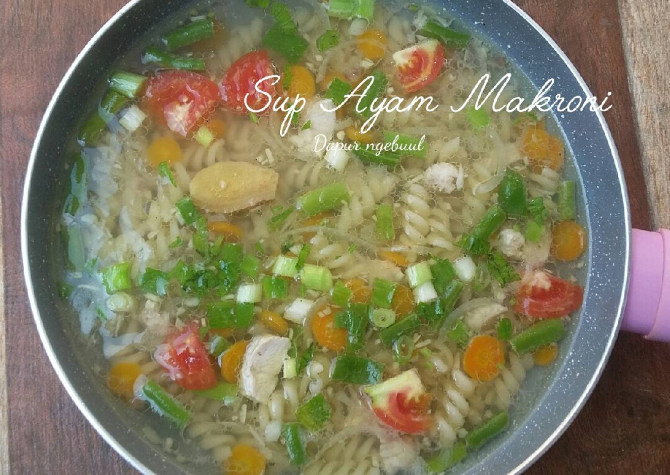 Sup Ayam Makroni