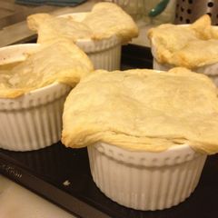 A picture of Chicken Pot Pie.