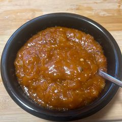 A picture of Pineapple sauce.