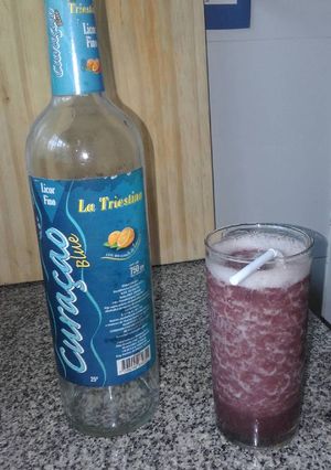 Una foto de Cóctel de frutilla