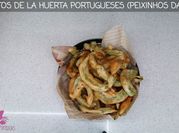 Una foto de judías verdes fritas