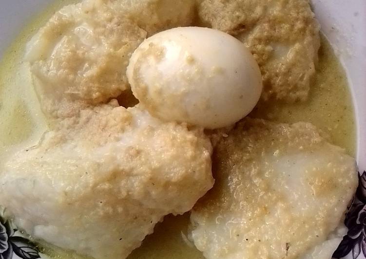 Ketupat kuah ikan gabus #selasa bisa
