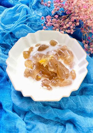 Hình của món Sữa Chua Hạt Đác Rim Gừng.