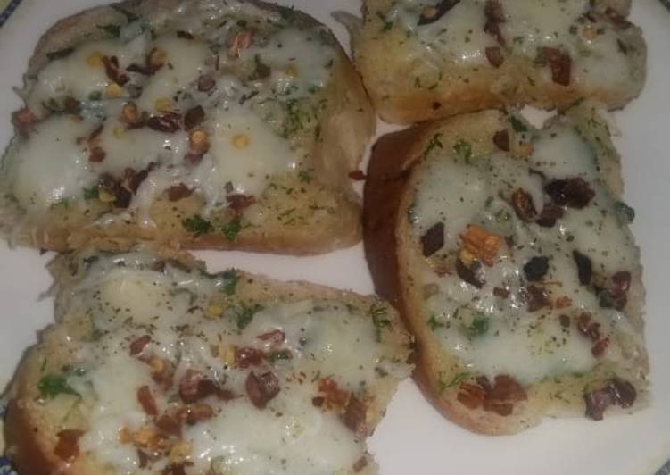 Recipe of Award-winning Garlic Bread