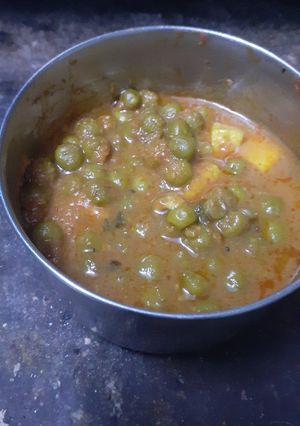 मटर पनीर (matar paneer recipe in Hindi) रेसिपी मुख्य फोटो
