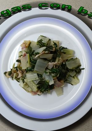 Una foto de Acelgas con bacon