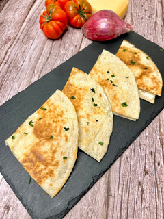 Una foto de Quesadilla con queso de cabra
