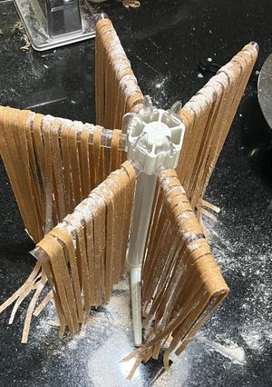Una foto de Fideos caseros con harina integral - facilísimos
