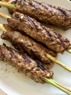 A picture of Vietnamese Beef and Lemongrass Skewers.