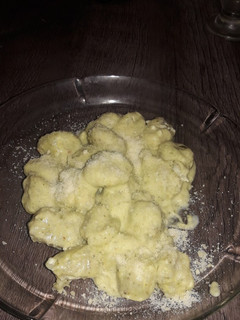 Una foto de Ñoquis de ricota con salsa Zapallitos