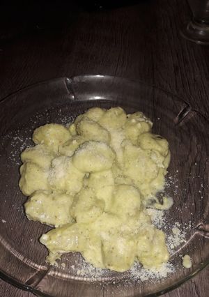 Una foto de Ñoquis de ricota con salsa Zapallitos