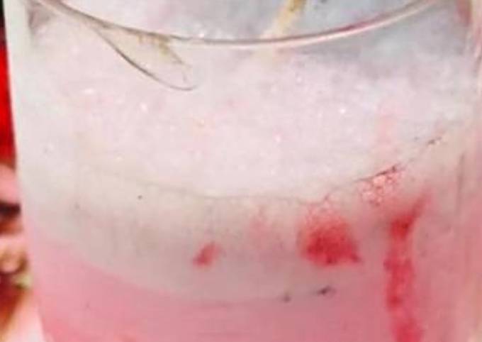 Recipe of Jamie Oliver Strawberry smoothie