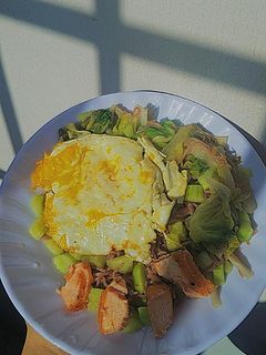 Hình của món 😋🍳Bún gạo lứt xào 🍝.