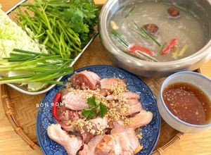 Hình của món Lẩu Gà Rượu Nếp.