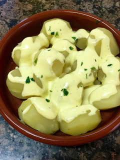 Una foto de Patatas alioli cocidas