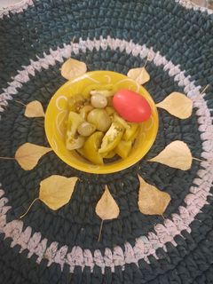 عکسی از دستور ترشی گوجه فرنگی کال سبز
