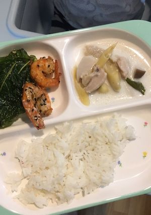 รูปของ กุ้งคลุกงา+ต้มข่าไก่เบบี๋