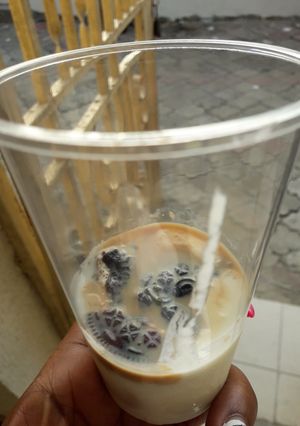 A picture of Whip cream drink.