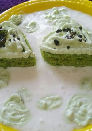 A picture of Spinach suji dhokla with hung curd froasting.