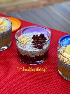 عکسی از دستور پودینگ چیا با میوه ها