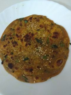 મેથીના થેપલા (Methi Thepla Recipe in Gujarati) રેસીપી મુખ્ય ફોટો