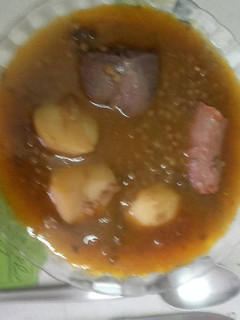 Una foto de Lentejas estofadas con chorizo y morcilla