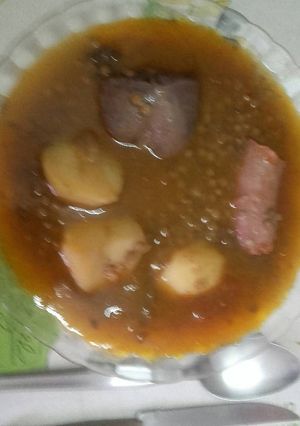 Foto principal de Lentejas estofadas con chorizo y morcilla