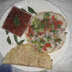 A picture of Uttapam.