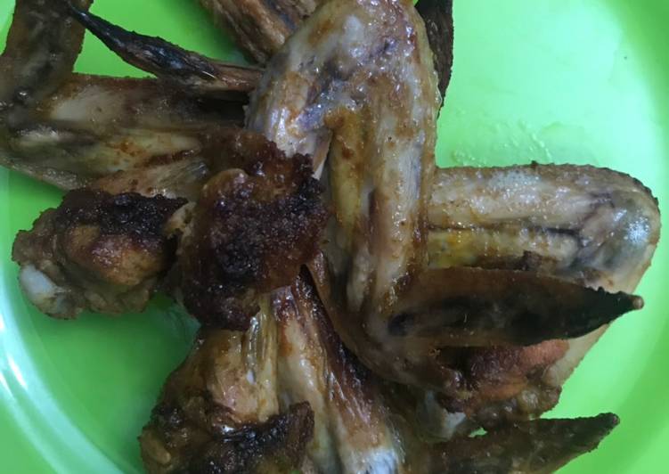 Step-by-Step Guide to Prepare Super Quick Homemade Fried chicken wings