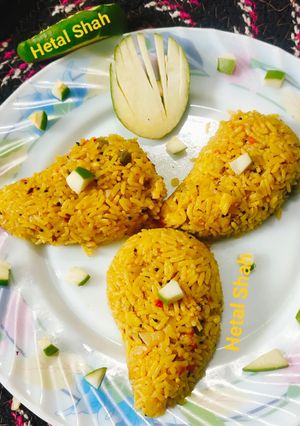रॉ मैंगो पुलाव (raw mango pulao recipe in Hindi) रेसिपी मुख्य फोटो