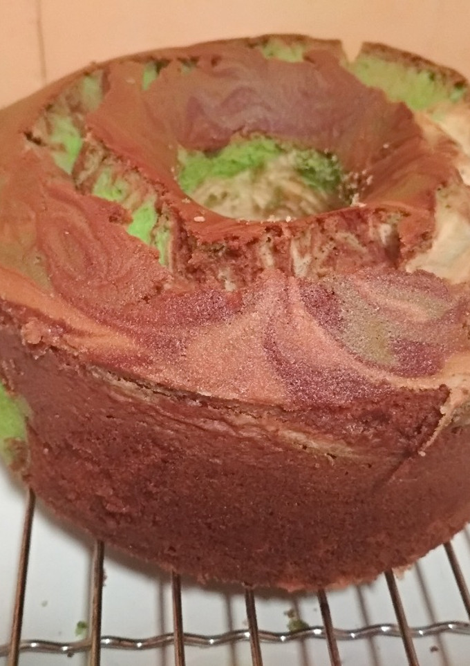 Foto resep Bolu Pandan Zebra Putih Telur