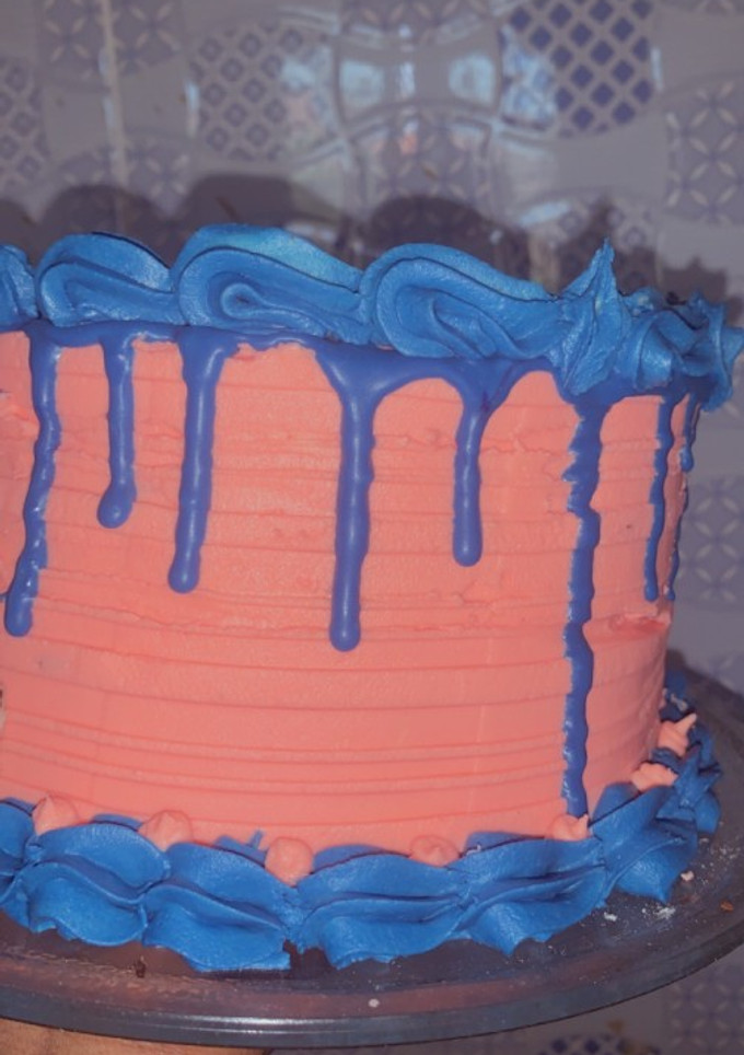 A picture of Butter icing.
