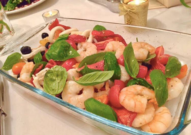 Recipe of Quick Shrimp and squid salad