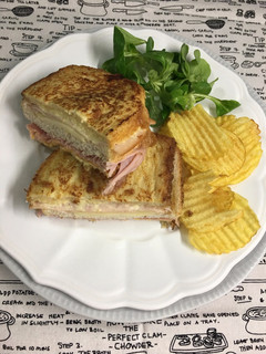 Una foto de Sándwich Montecristo