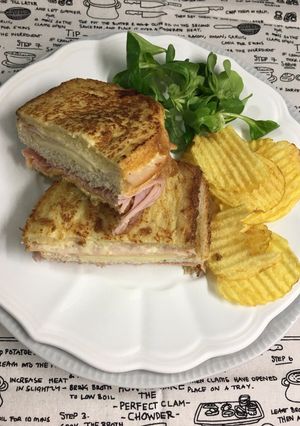 Una foto de Sándwich Montecristo