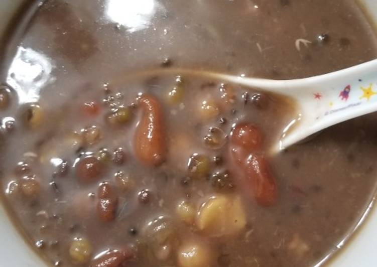 Recipe of Super Quick Homemade Sweet Mixed Bean Soup Dessert 喳咋糖水