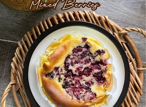 Gambar Burnt Cheesecake Mixed Berries