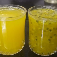 A picture of Passion fruit juice.