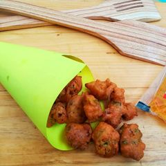 A picture of Mix pakoray.