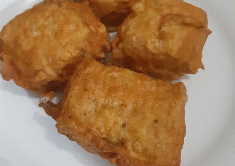 Tahu isi pedas
